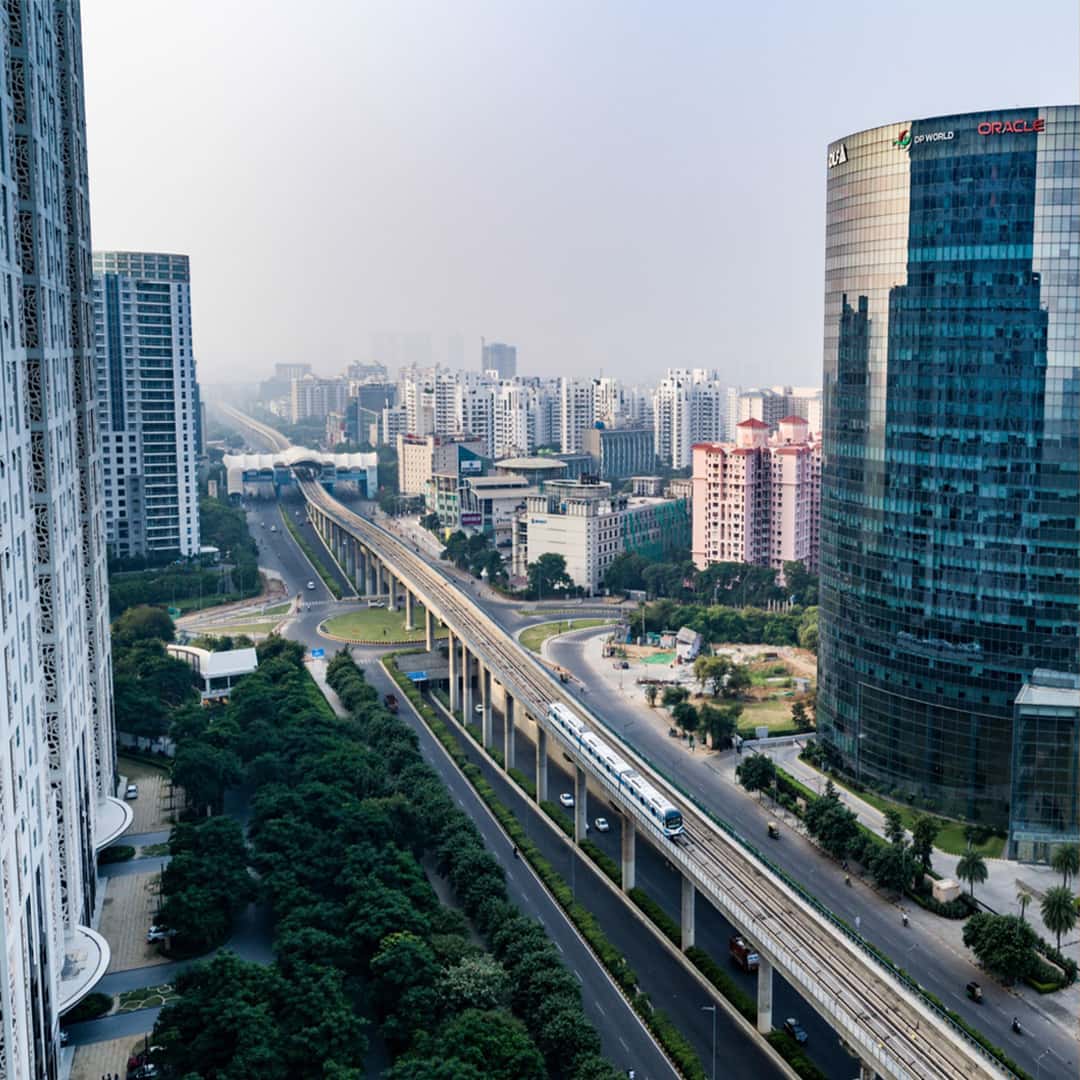 About DLF Privana South Sector 77