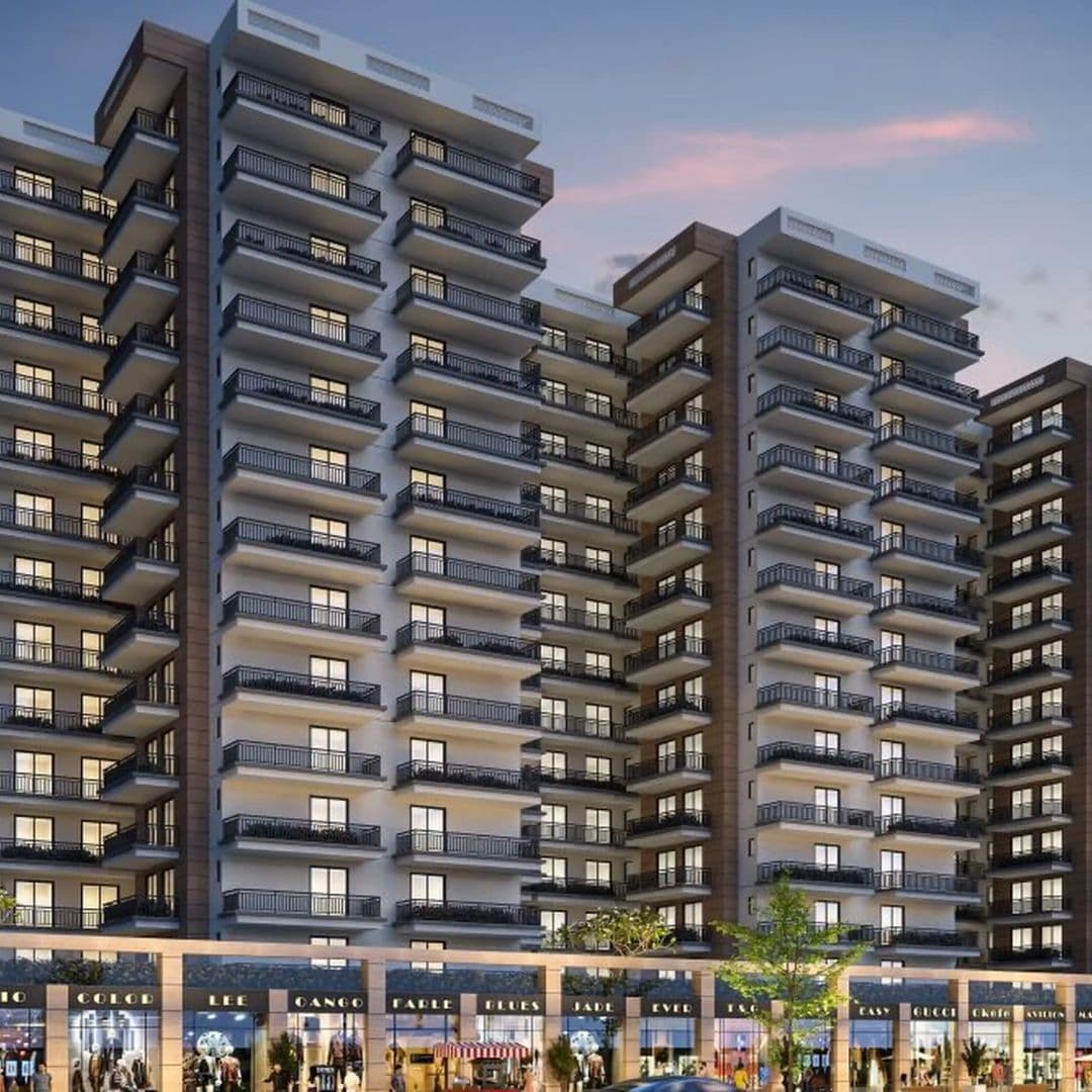 Yashika Green Square Features