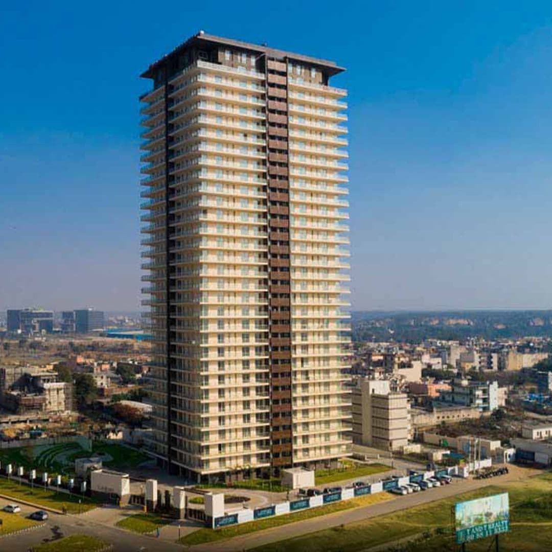 Mahindra Luminare Sector 59