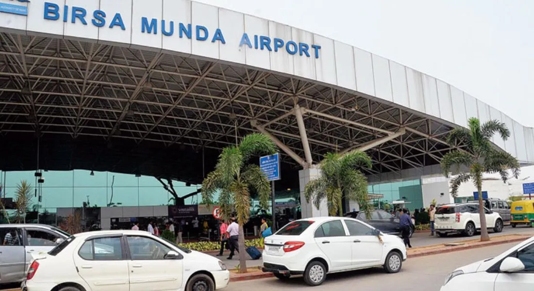 biggest airports in india by area